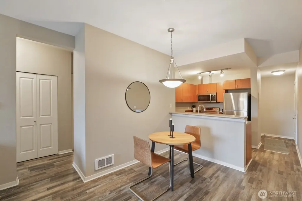 8745 Greenwood Avenue N Seattle WA 98103