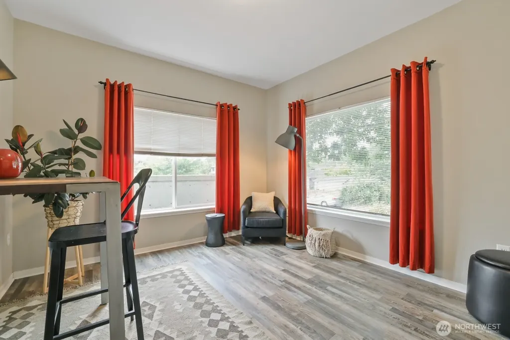 8745 Greenwood Avenue N Seattle WA 98103