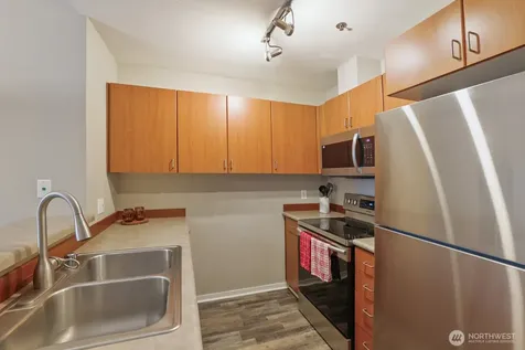 8745 Greenwood Avenue N Seattle WA 98103