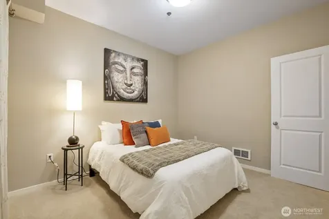 8745 Greenwood Avenue N Seattle WA 98103