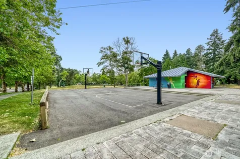 8745 Greenwood Avenue N Seattle WA 98103