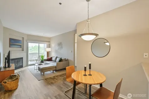 8745 Greenwood Avenue N Seattle WA 98103