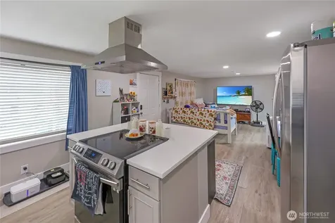 9111 66th Avenue NW Gig Harbor WA 98332