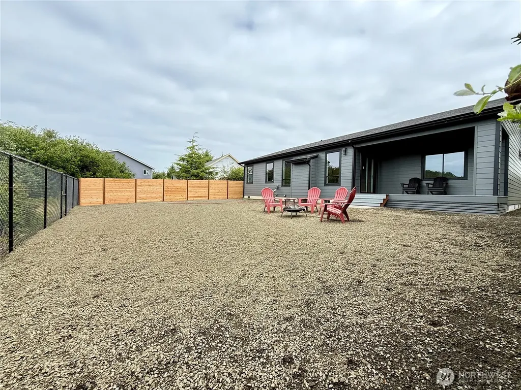 887 Texmar Avenue SW Ocean Shores WA 98569