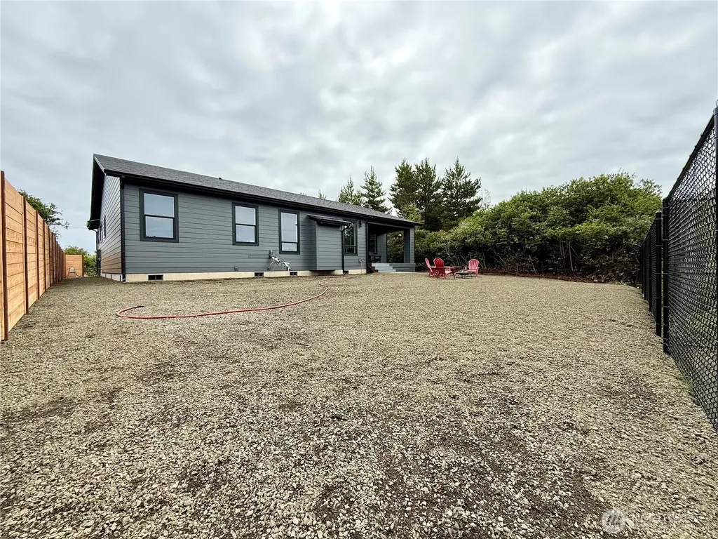 887 Texmar Avenue SW Ocean Shores WA 98569