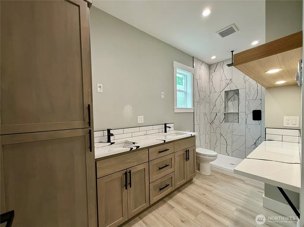 887 Texmar Avenue SW Ocean Shores WA 98569