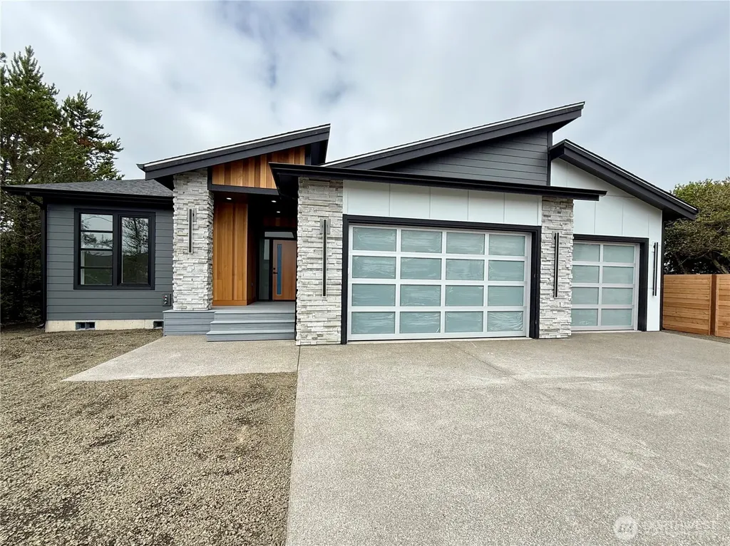 887 Texmar Avenue SW Ocean Shores WA 98569