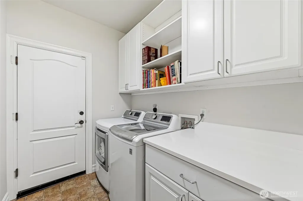 12018 Big Leaf Way NE Redmond WA 98053