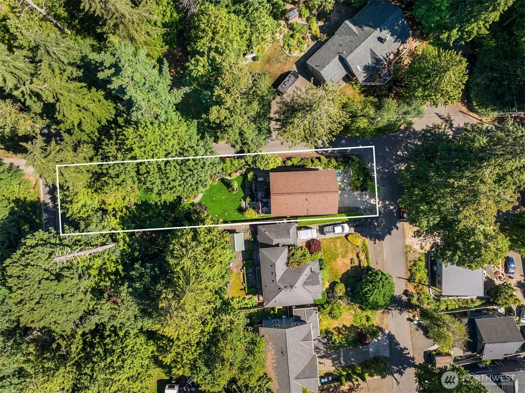 19131 Harris Avenue NE Suquamish WA 98392
