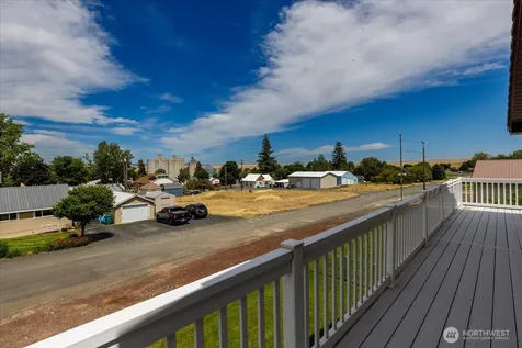 607 Brace SE Wilbur WA 99185