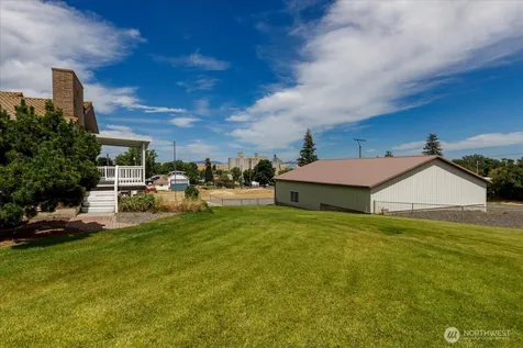 607 Brace SE Wilbur WA 99185