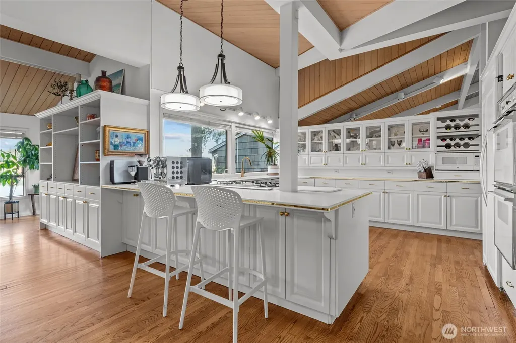 22 Loch Lane SW Lakewood WA 98499