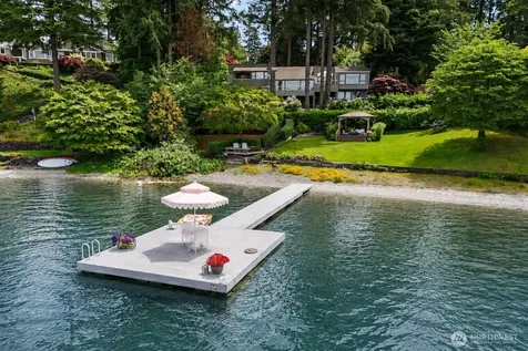 22 Loch Lane SW Lakewood WA 98499
