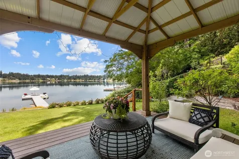22 Loch Lane SW Lakewood WA 98499