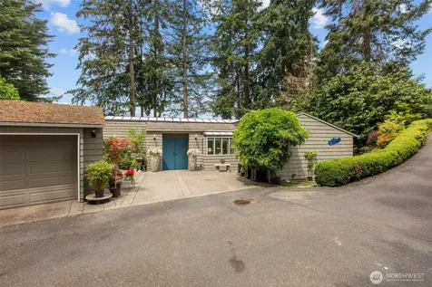 22 Loch Lane SW Lakewood WA 98499