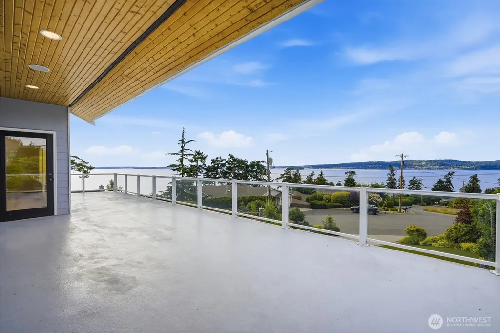 895 Rocky Point Drive Camano Island WA 98282