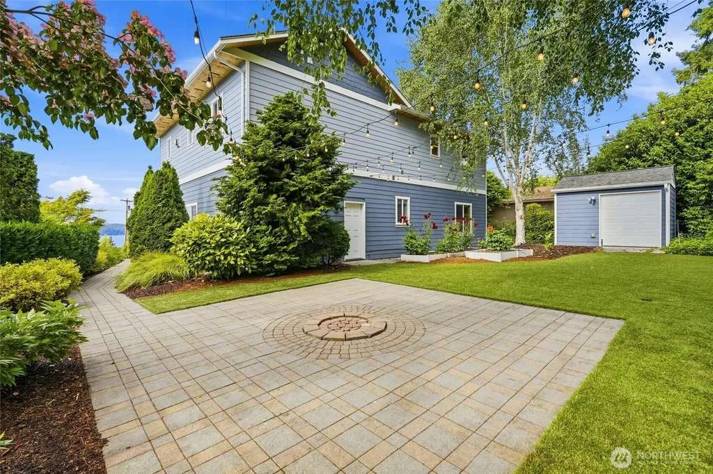 895 Rocky Point Drive Camano Island WA 98282