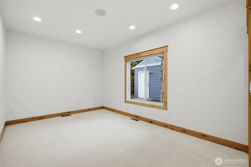 895 Rocky Point Drive Camano Island WA 98282