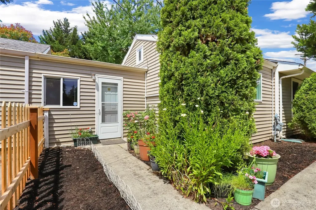 13802 A Street S Tacoma WA 98444