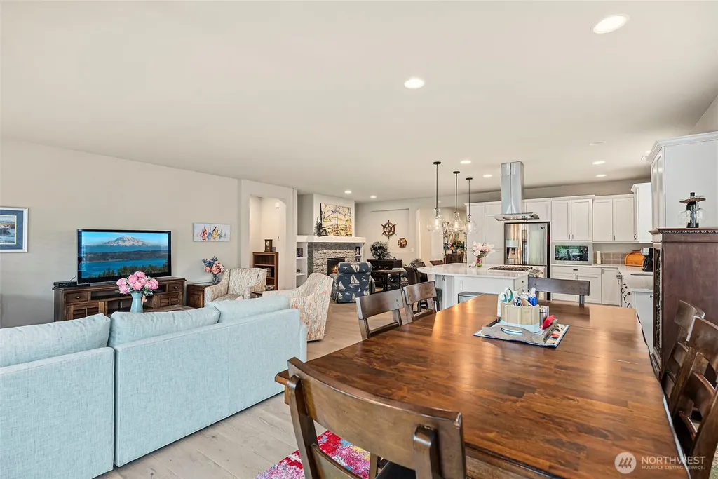 14707 179th Avenue E Bonney Lake WA 98391