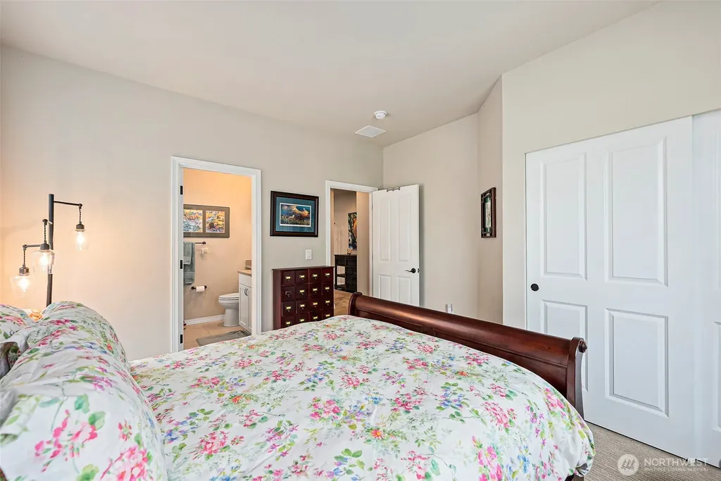 14707 179th Avenue E Bonney Lake WA 98391