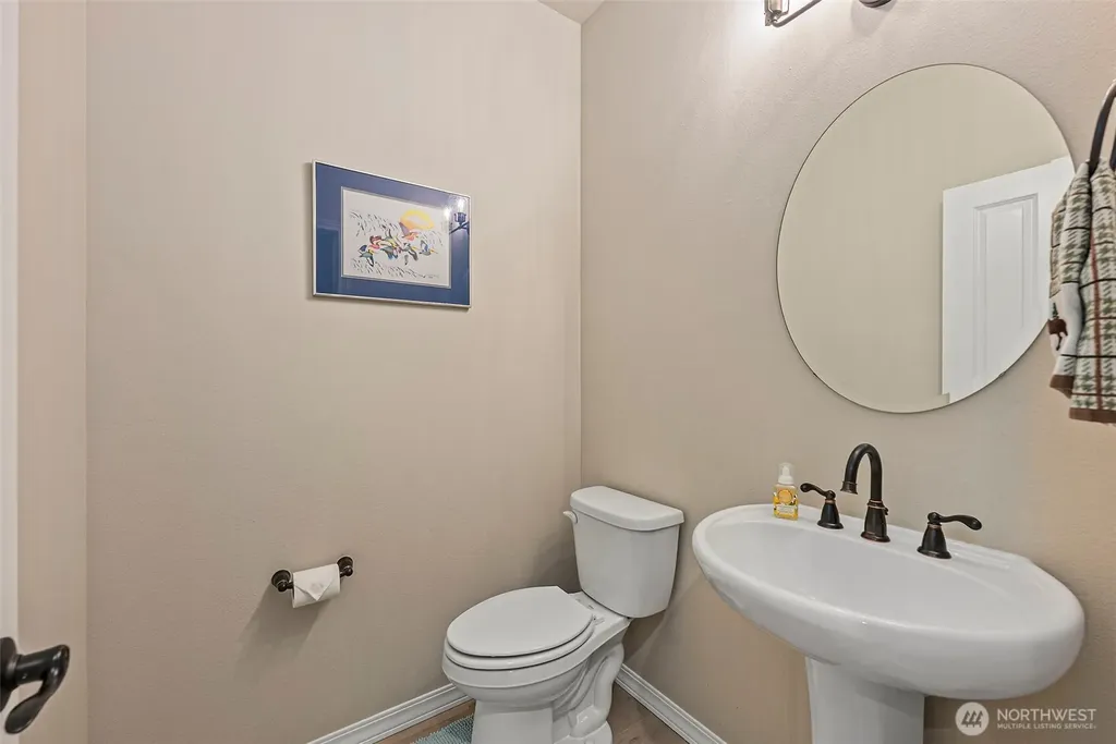 14707 179th Avenue E Bonney Lake WA 98391