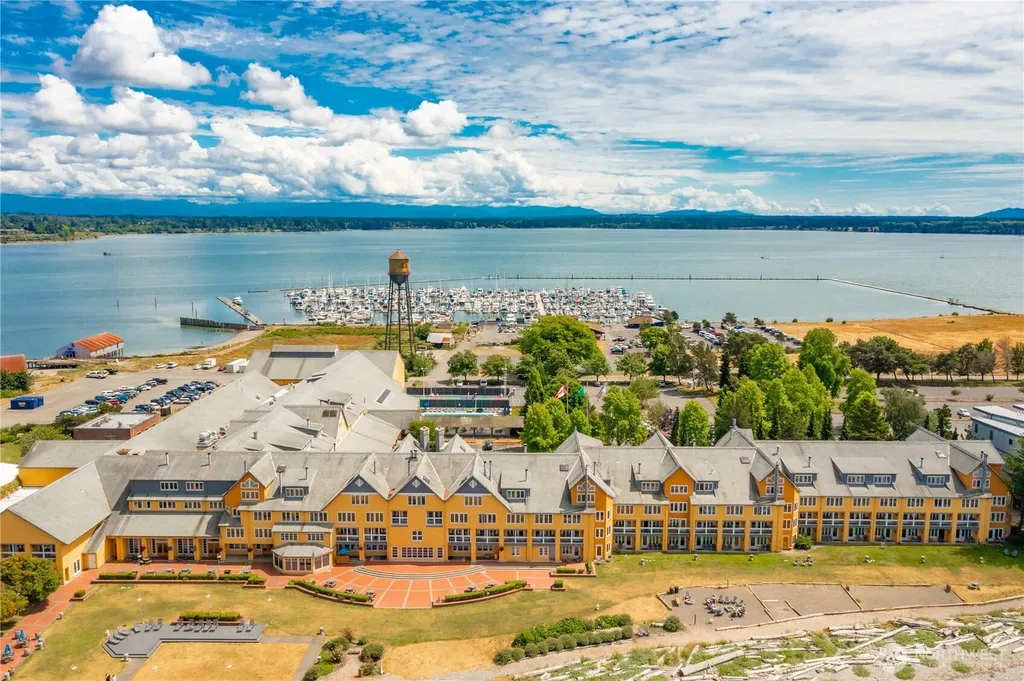 9052 Gleneagle Drive Blaine WA 98230