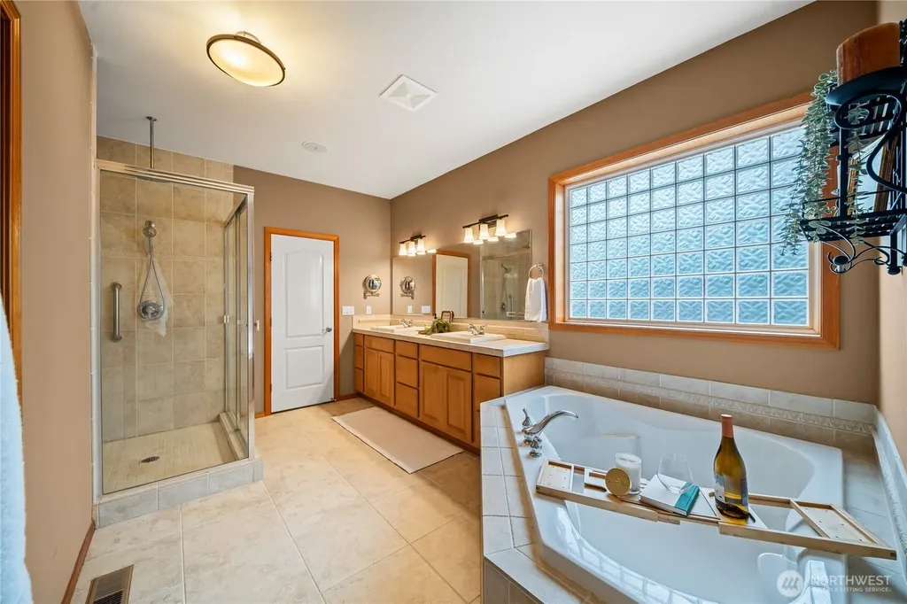 4435 9th Avenue NW Olympia WA 98502