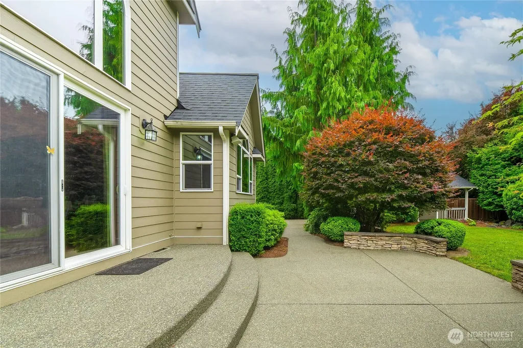 4435 9th Avenue NW Olympia WA 98502