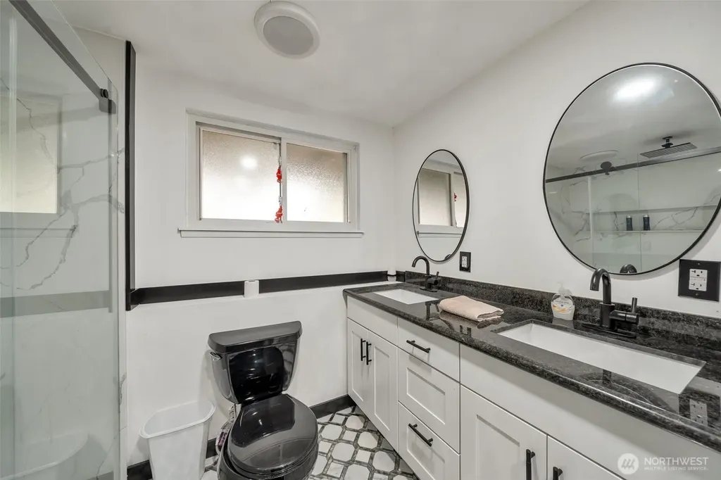 4225 S 250th Street Kent WA 98032