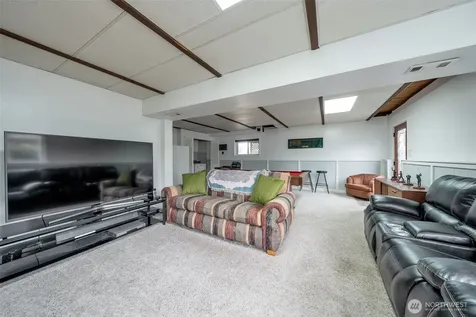 4225 S 250th Street Kent WA 98032