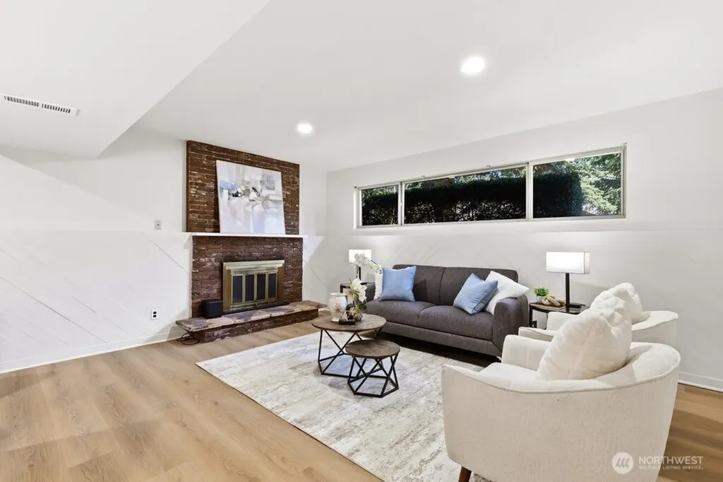 12925 NE 110th Place Kirkland WA 98033