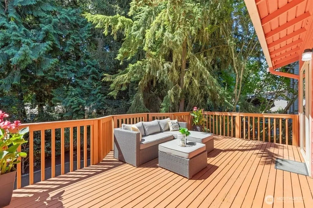 12925 NE 110th Place Kirkland WA 98033