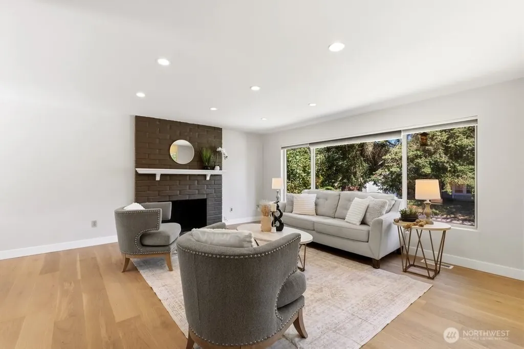 12925 NE 110th Place Kirkland WA 98033