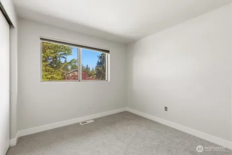 12925 NE 110th Place Kirkland WA 98033