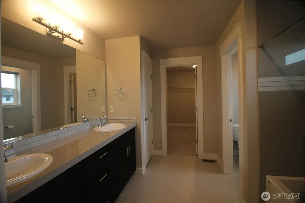 8232 37th Place NE Marysville WA 98270
