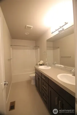 8232 37th Place NE Marysville WA 98270