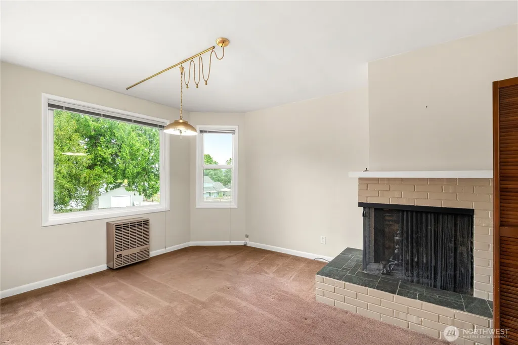 500 N 1st Street Montesano WA 98563