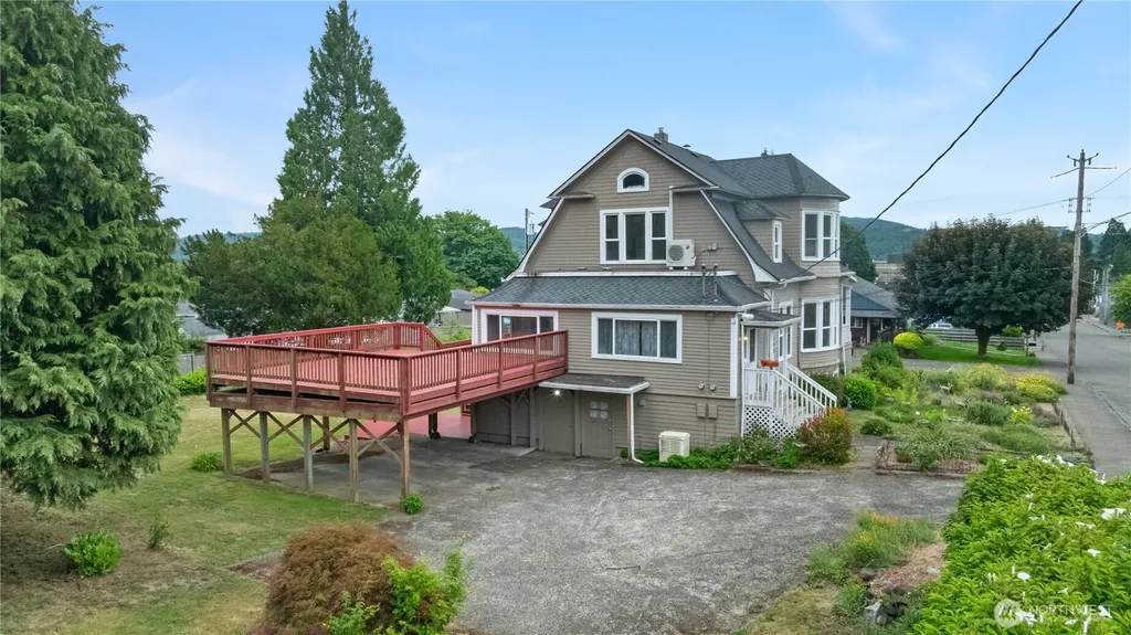 500 N 1st Street Montesano WA 98563