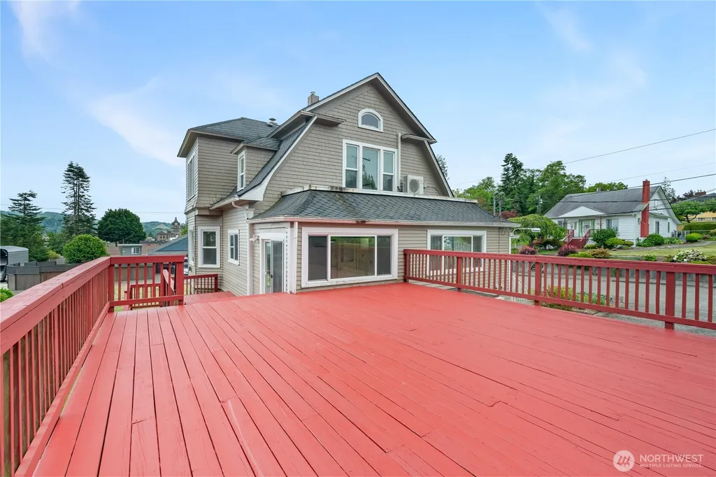 500 N 1st Street Montesano WA 98563