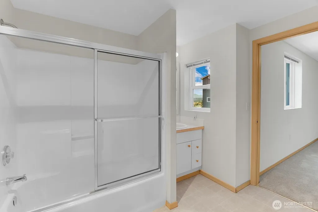 1318 37th Street Everett WA 98201