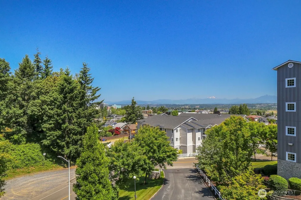 1318 37th Street Everett WA 98201