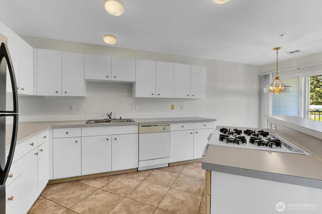 1318 37th Street Everett WA 98201