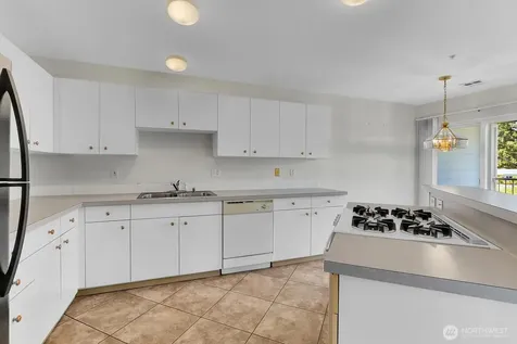 1318 37th Street Everett WA 98201