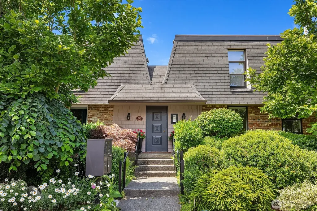 242 4th Avenue S Edmonds WA 98020