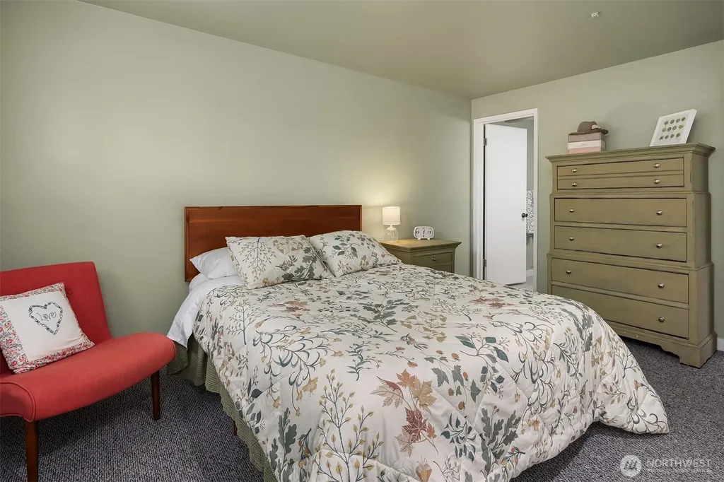 242 4th Avenue S Edmonds WA 98020