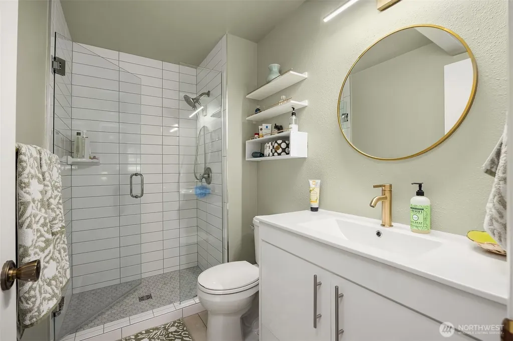 242 4th Avenue S Edmonds WA 98020