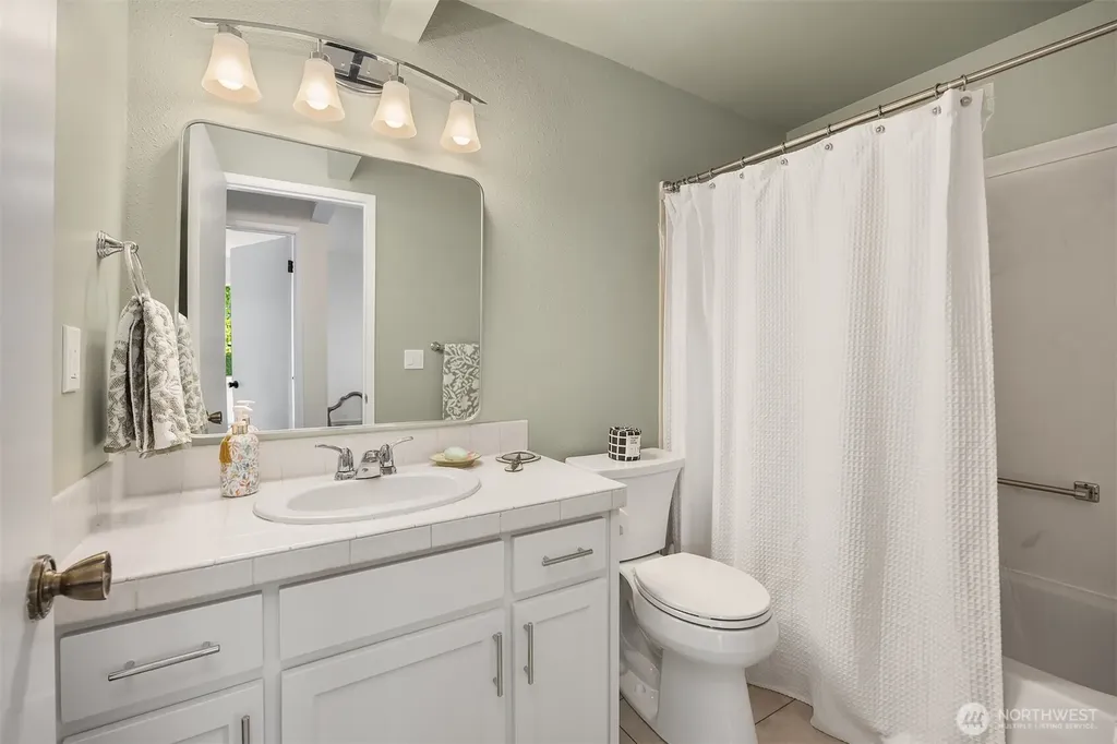 242 4th Avenue S Edmonds WA 98020