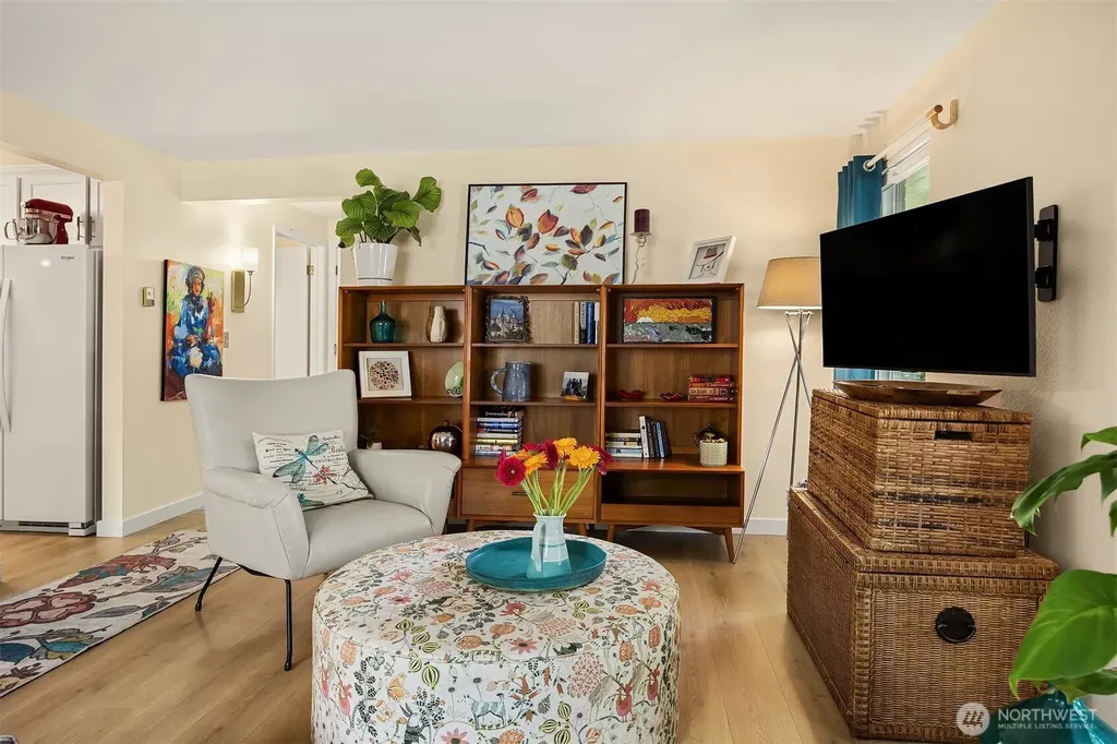 242 4th Avenue S Edmonds WA 98020