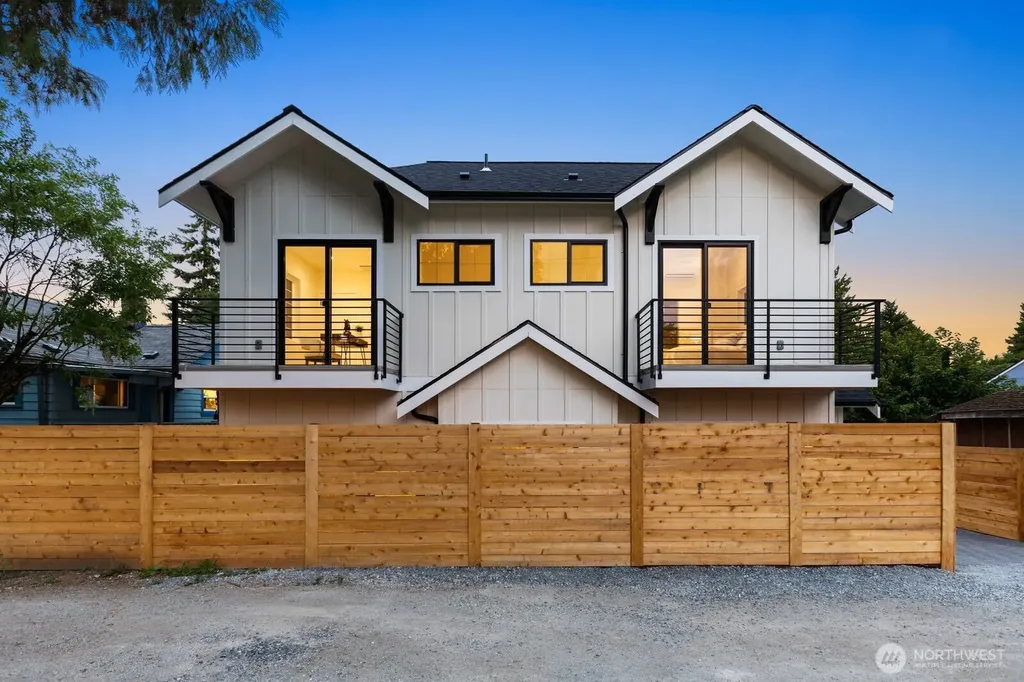 9549 Evanston Avenue N Seattle WA 98103